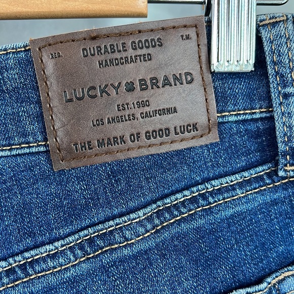 Lucky Brand womens Bridgette Skinny jeans. Size 8 - Picture 4 of 10